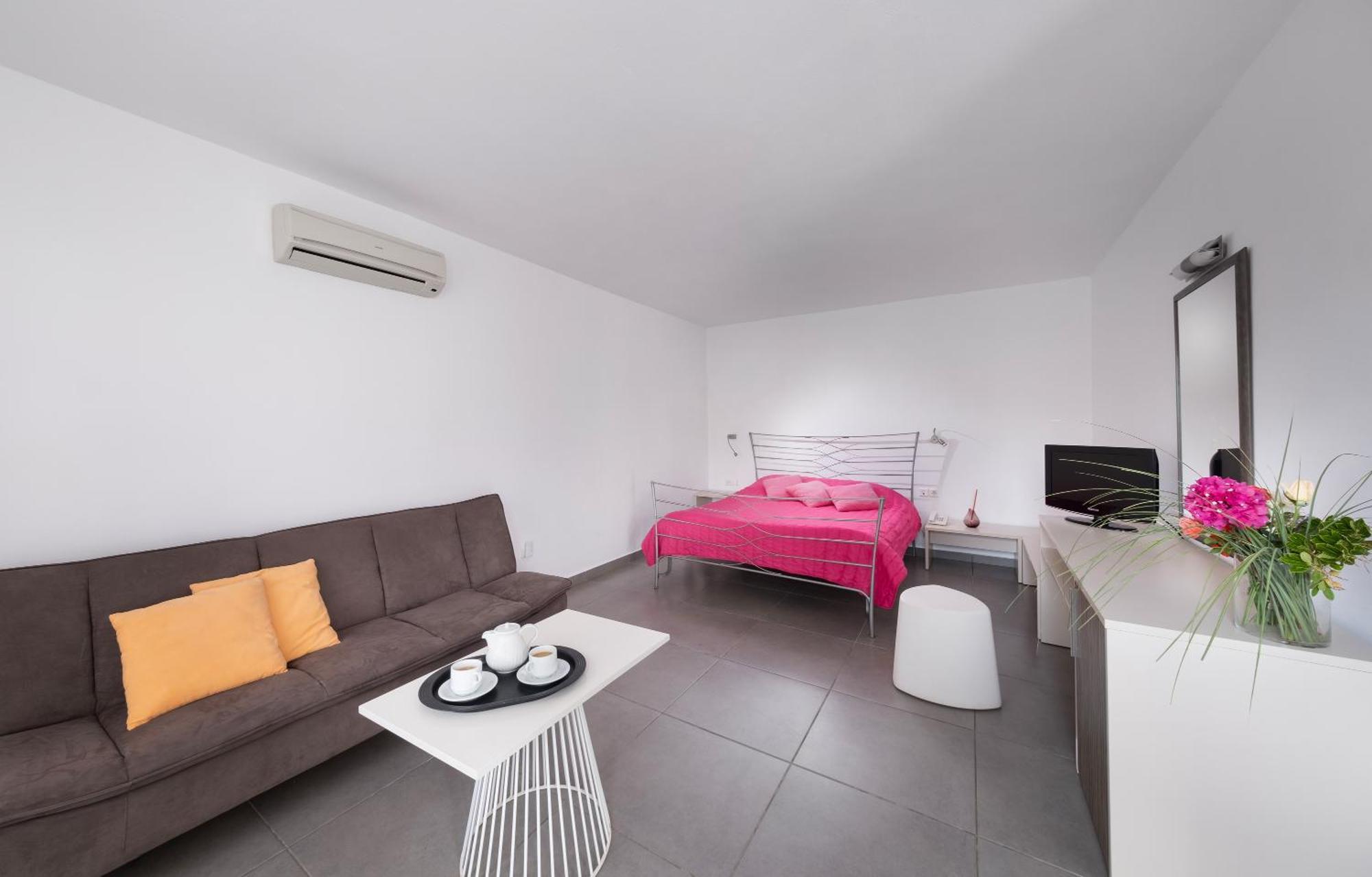 Hotel Nefeli Skyros Exterior photo